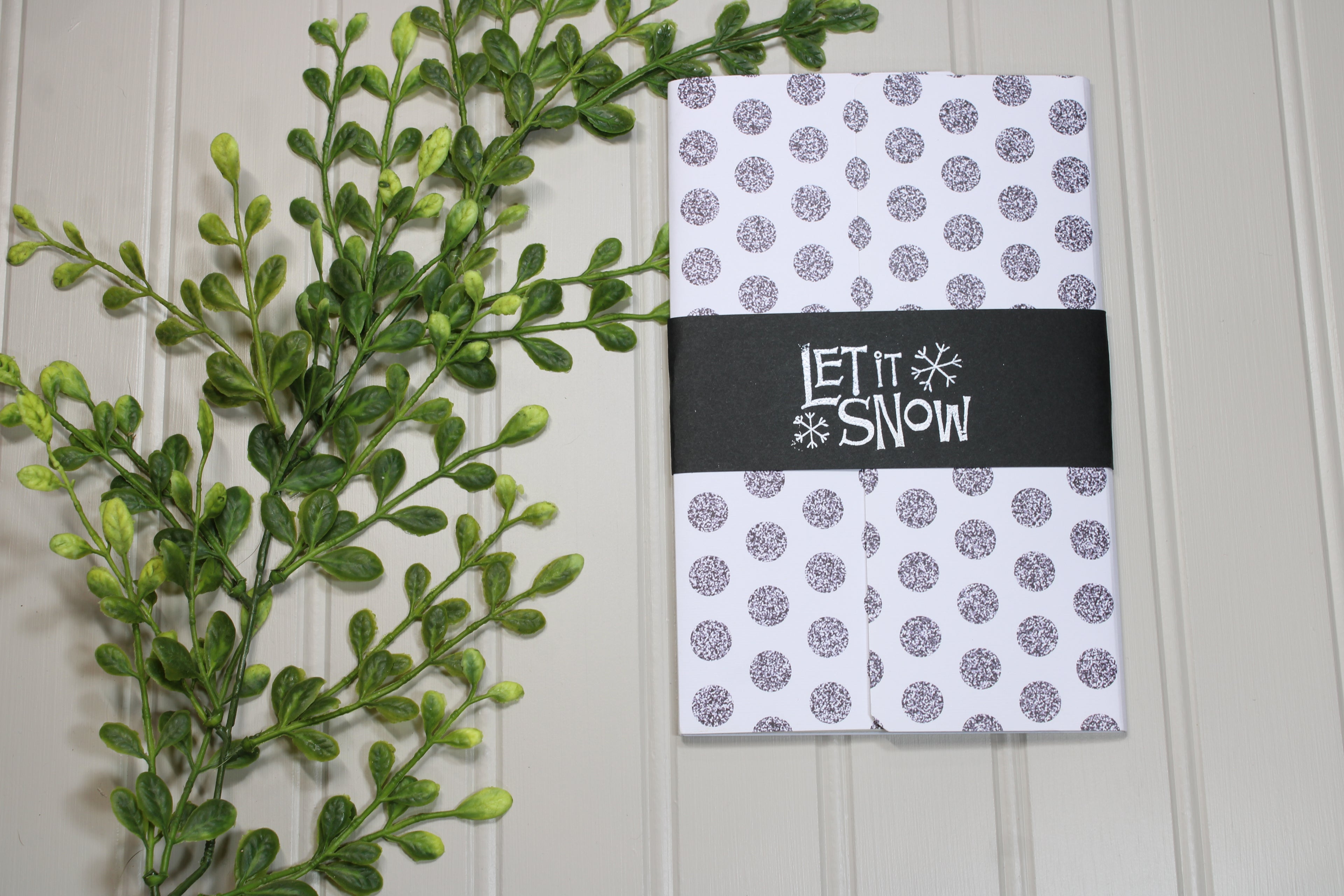 Handmade Christmas Daily Notes Folio – 5x8 Legal Pad - Let It Snow Polka Dot